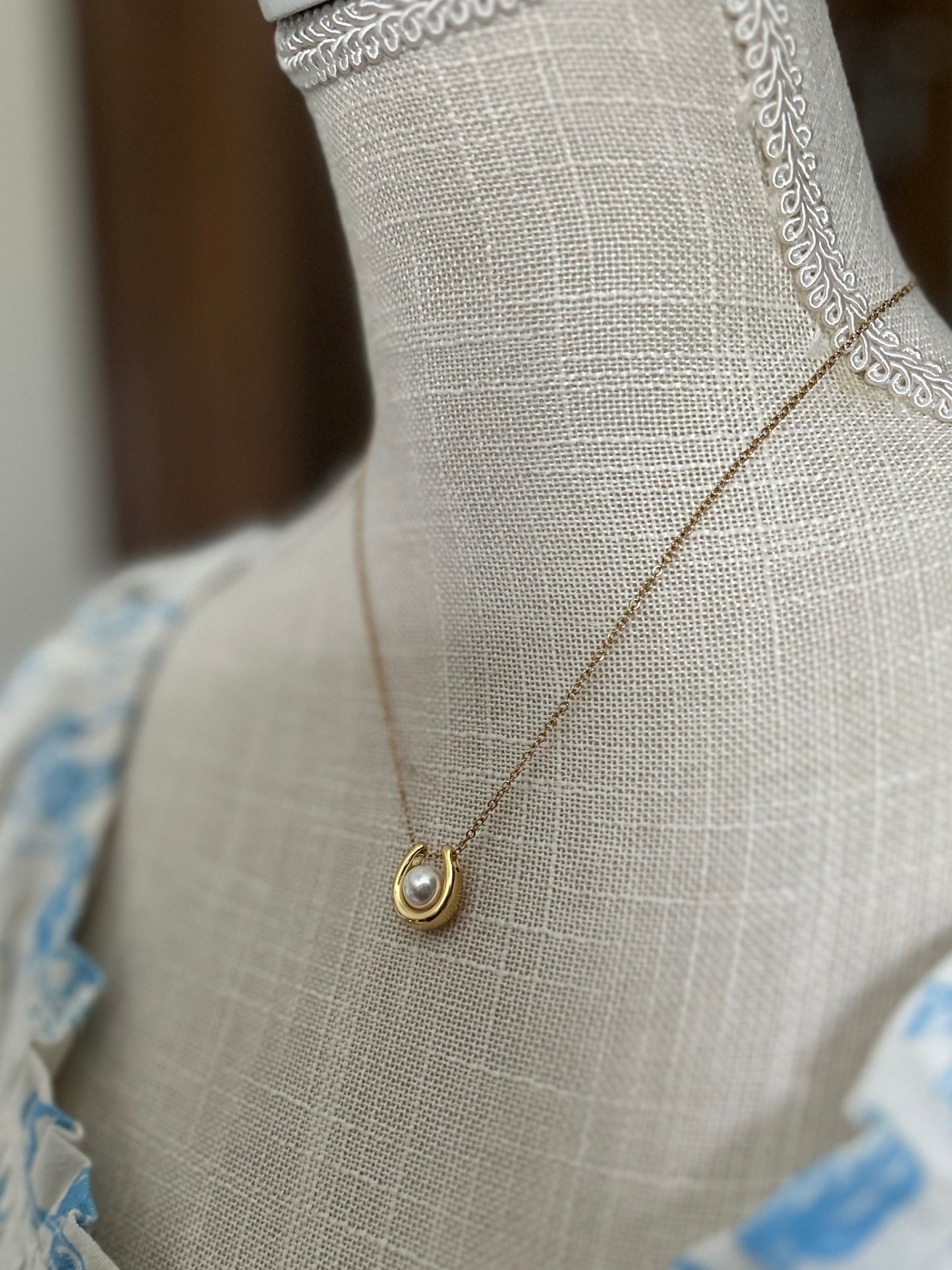 Pearl Horseshoe Necklace