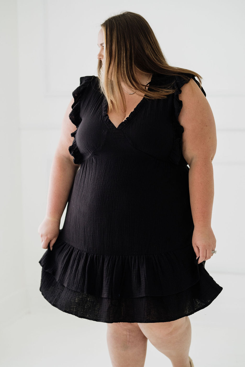 Giada Plus Sleevless Ruffle Dress