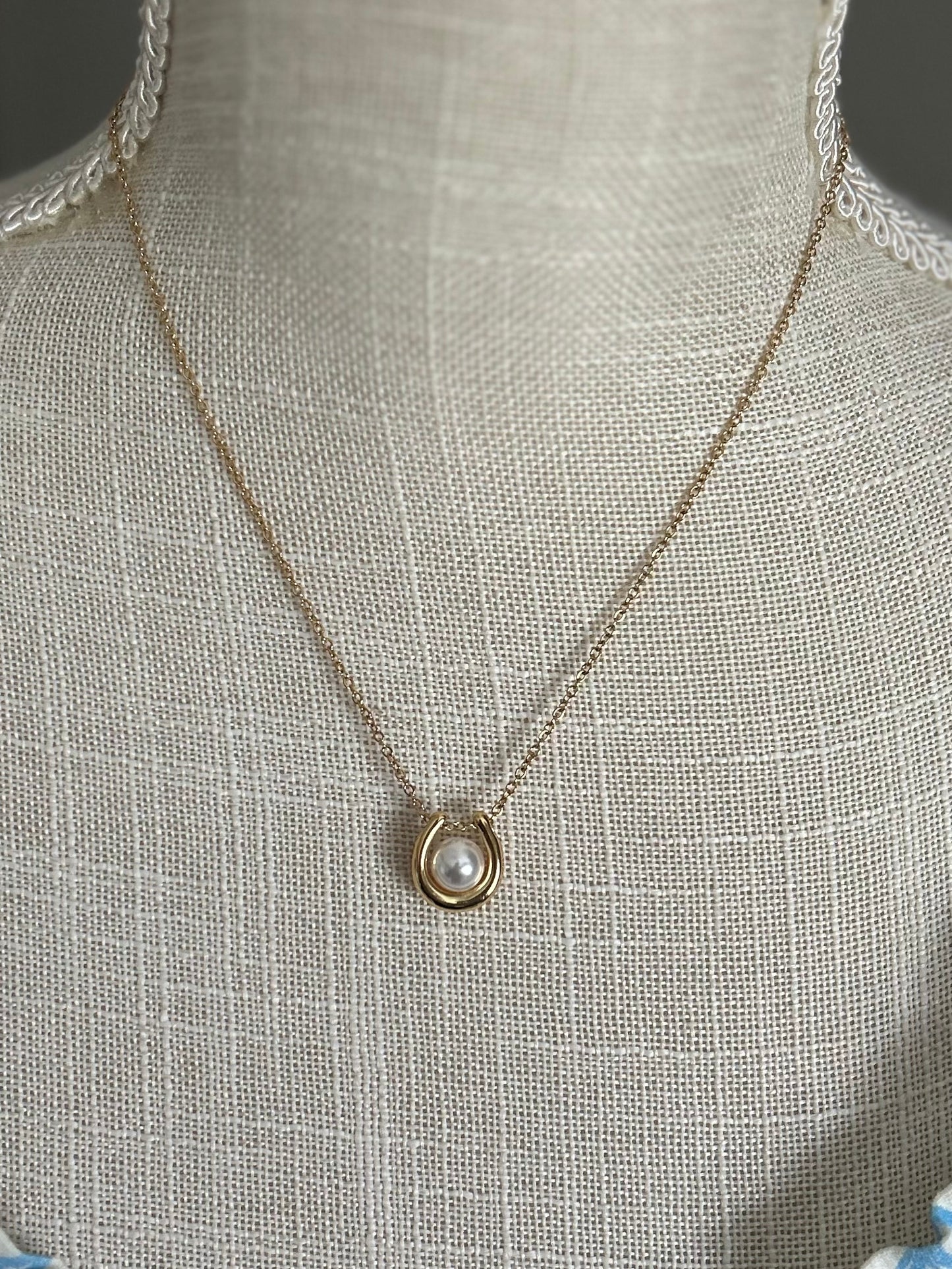 Pearl Horseshoe Necklace